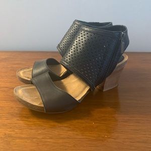 Low profile heel sandals